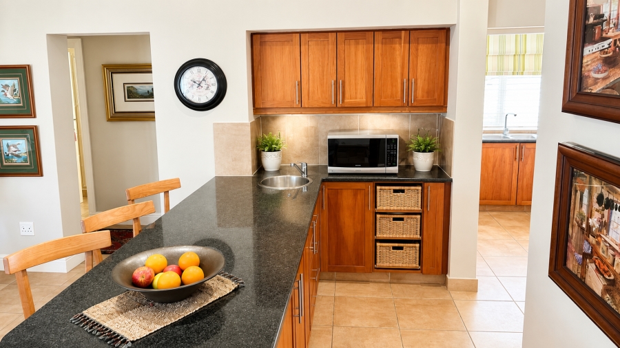 3 Bedroom Property for Sale in Kingswood Golf Estate Western Cape